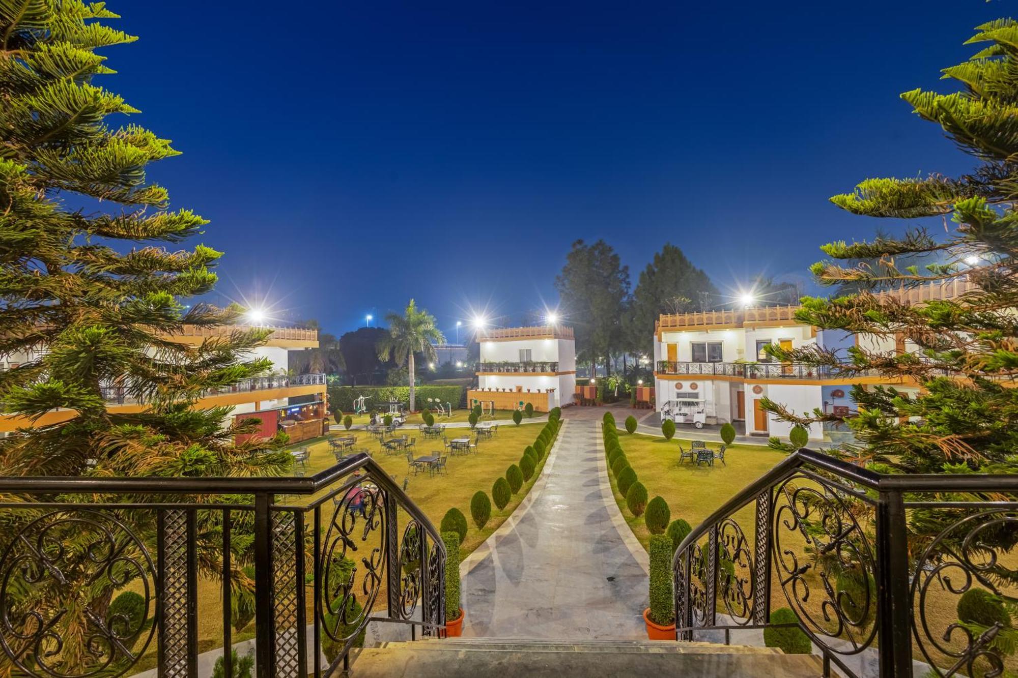 Aapno Ghar Resort & Amusement Park Gurgaon Eksteriør billede